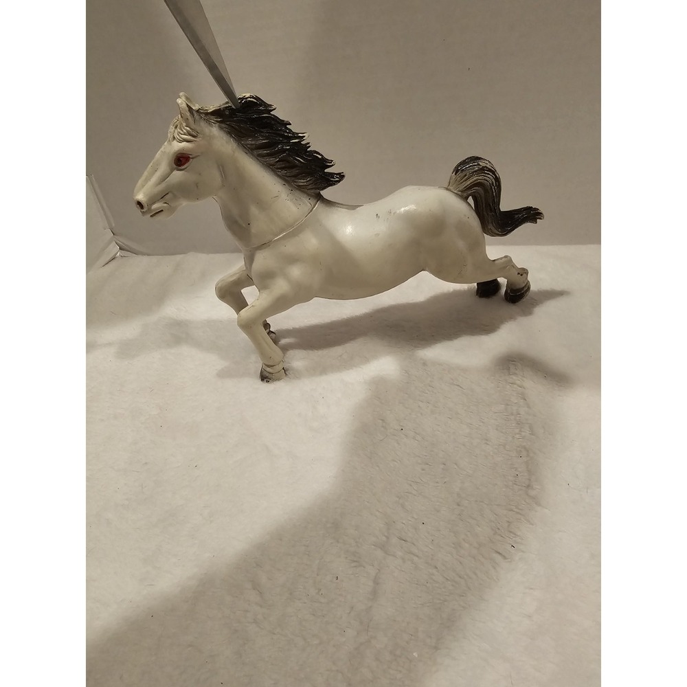 Imperial Horse Figure White Black Mane ©1983 Hong Kong Vintage 8.5"